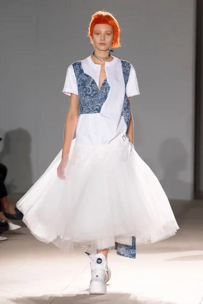 Look 11